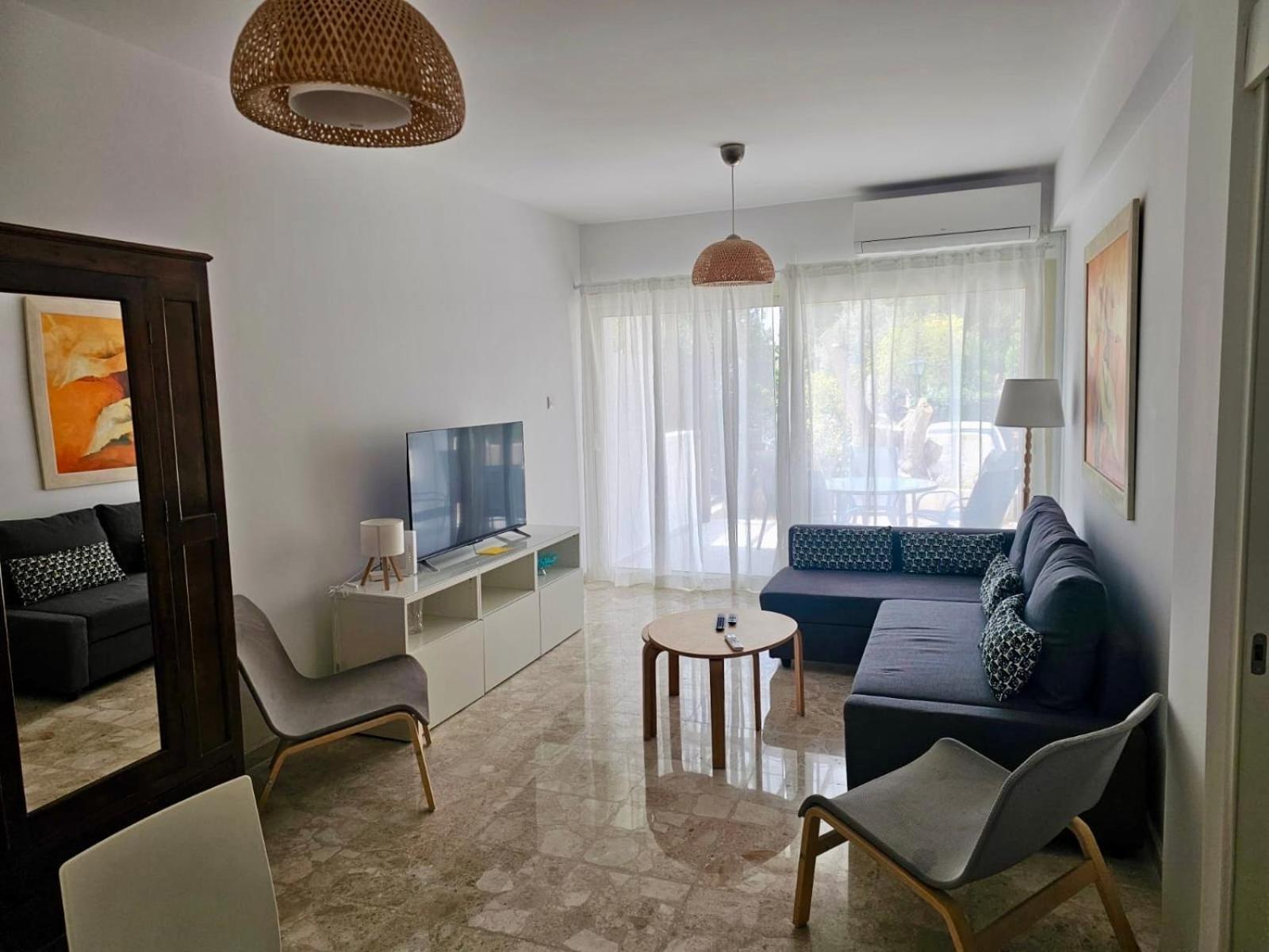 Апартаменты Margarita 110 - Newly Renovated Пафос Экстерьер фото